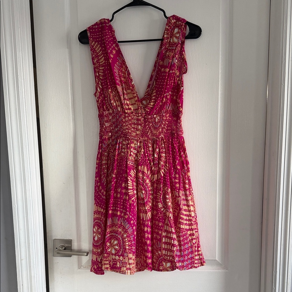 Cupshe Pink and Gold Printed V-Neck Mini Dress